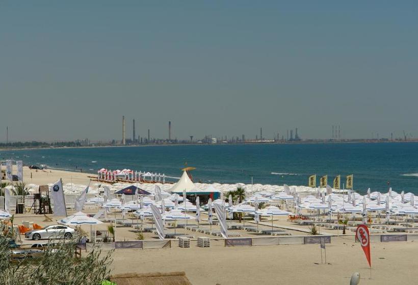 בית מלון כפרי Blue Beach Studios