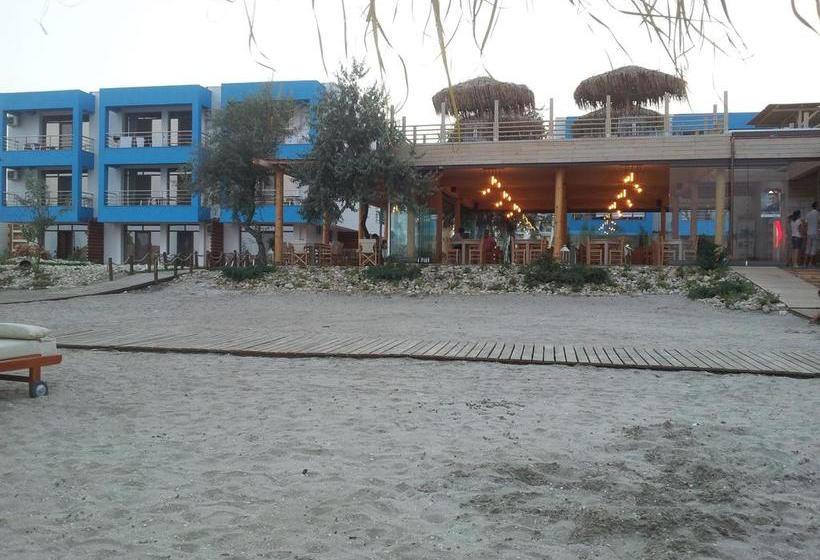 בית מלון כפרי Blue Beach Studios