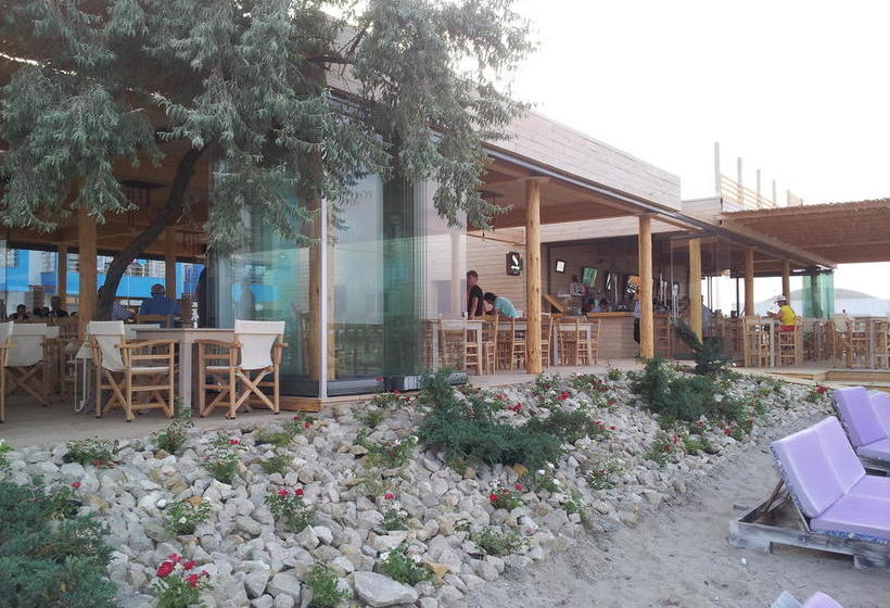 בית מלון כפרי Blue Beach Studios