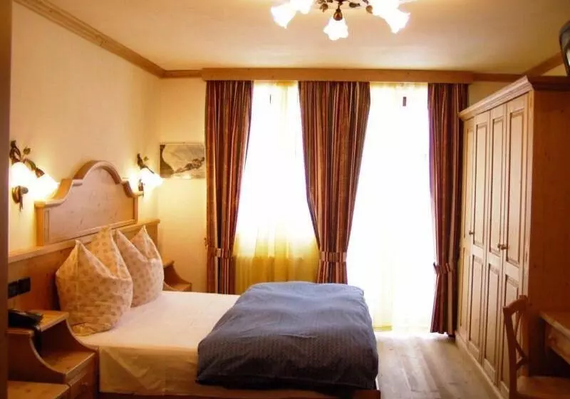 هتل Chalet Degli Angeli