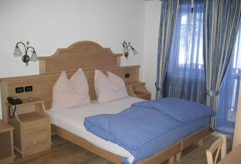 هتل Chalet Degli Angeli