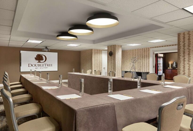 Hotel Doubletree By Hilton Mclean Tysons