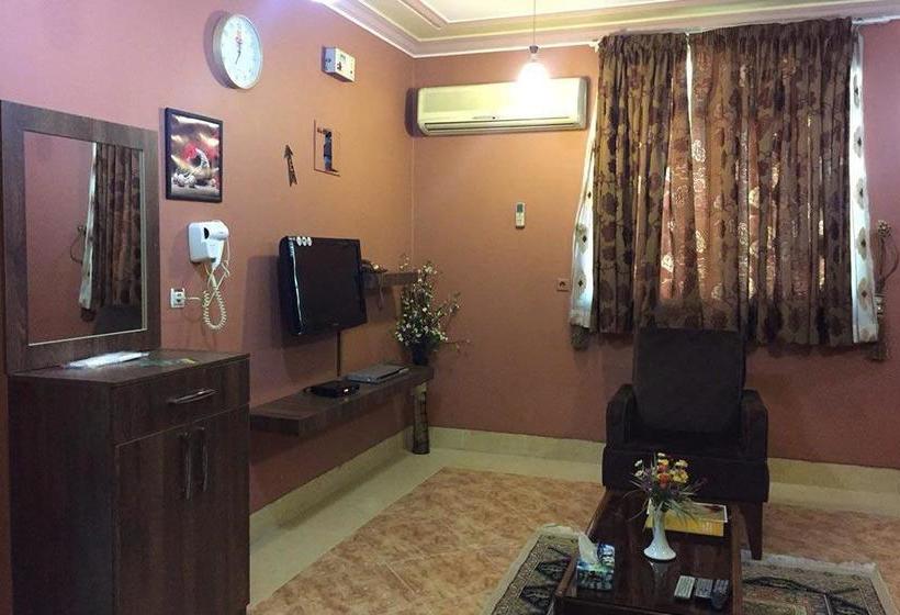 هتل Hiroon Apartment