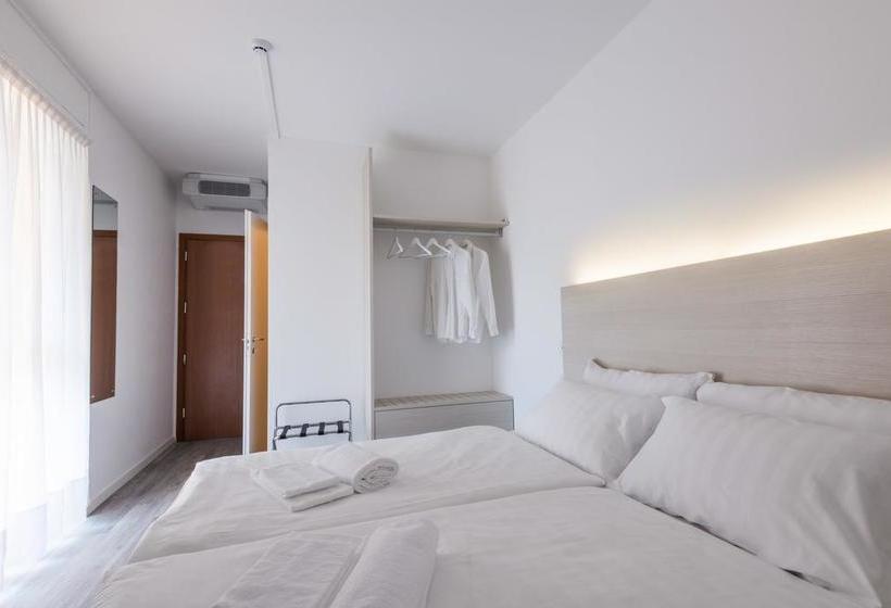 ホテル Internazionale Luino