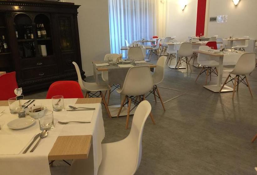 ホテル Internazionale Luino