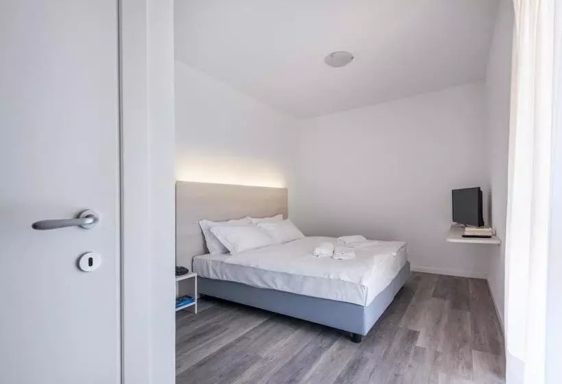 Hotelli Internazionale Luino