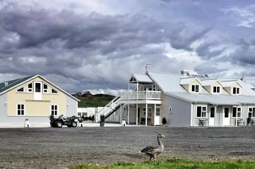 هتل Lækur