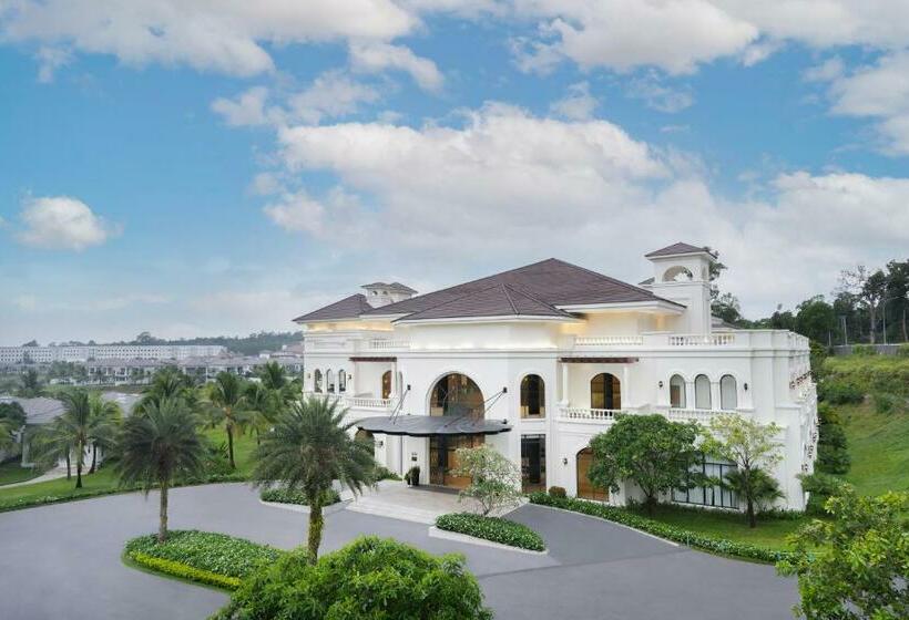 אתר נופש Melia Vinpearl Phu Quoc