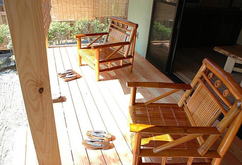 旅館 Tsutsuji To Kaede