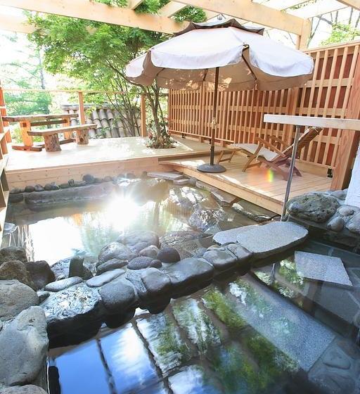 旅館 Tsutsuji To Kaede