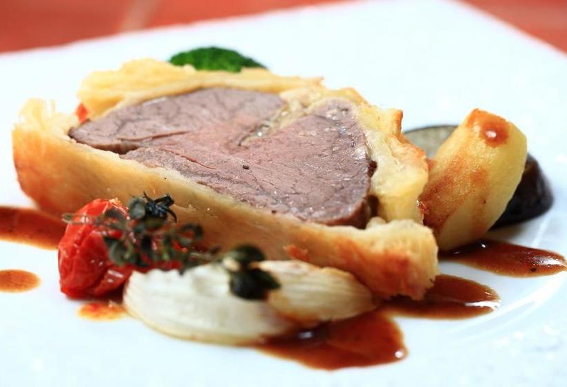 旅館 Tsutsuji To Kaede