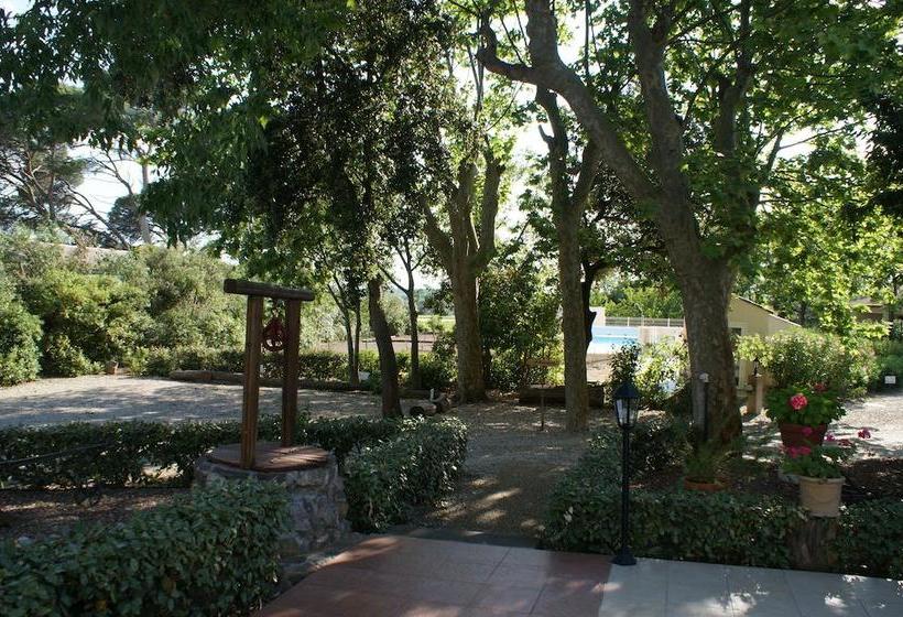 مبيت وإفطار Chambres D'hôtes La Gardie