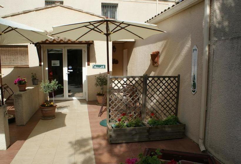 مبيت وإفطار Chambres D'hôtes La Gardie