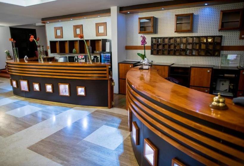 هتل Park Sfantu Gheorghe