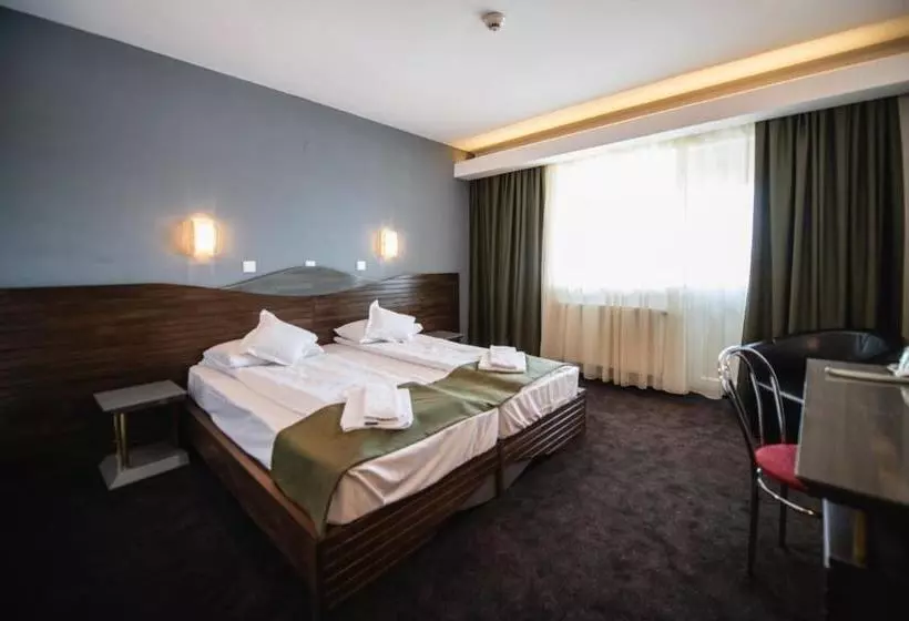 Hotelli Park Sfantu Gheorghe