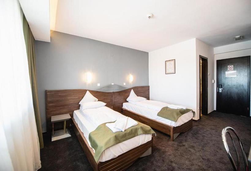 هتل Park Sfantu Gheorghe