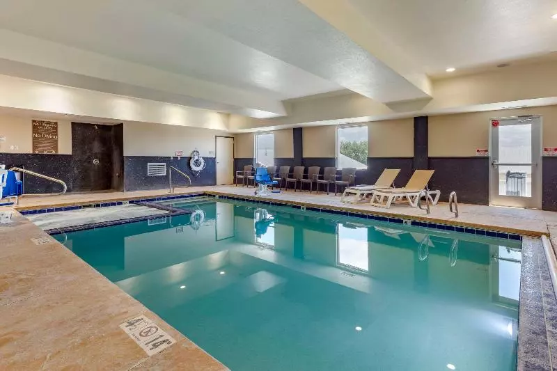 ホテル Comfort Inn & Suites