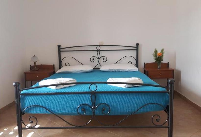 בית מלון כפרי Depis Bay Villas Naxos