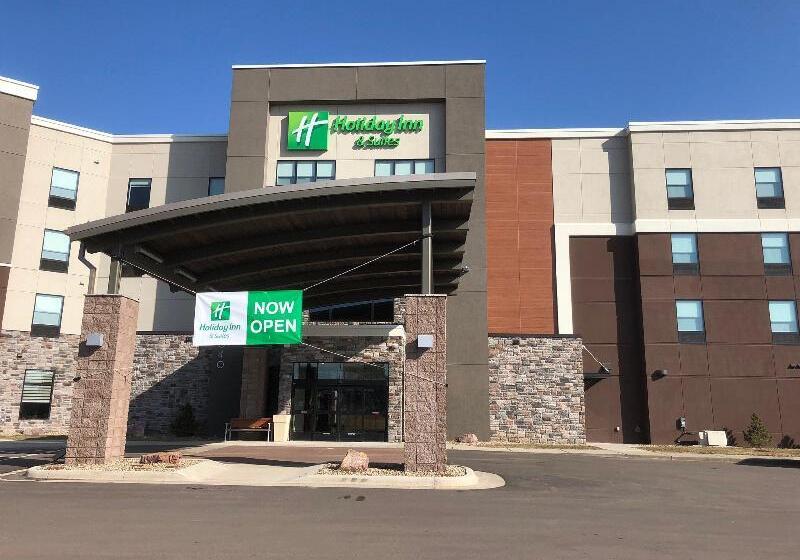 فندق Holiday Inn & Suites Sioux Falls   Airport, An Ihg