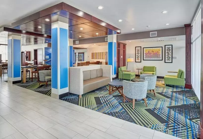 Hotelli Holiday Inn Express & Suites El Paso East Loop 375, An Ihg