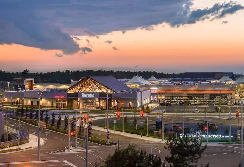 هتل Holiday Inn Express Niagara On The Lake, An Ihg