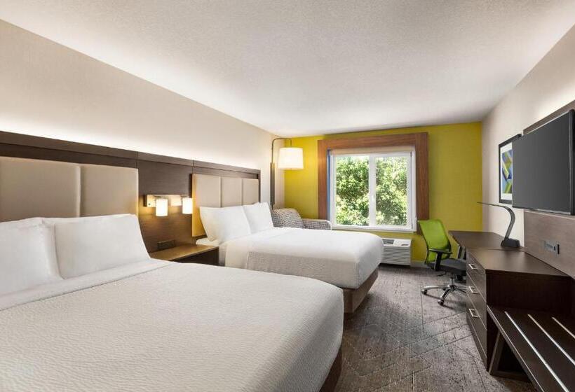 هتل Holiday Inn Express & Suites Redding, An Ihg