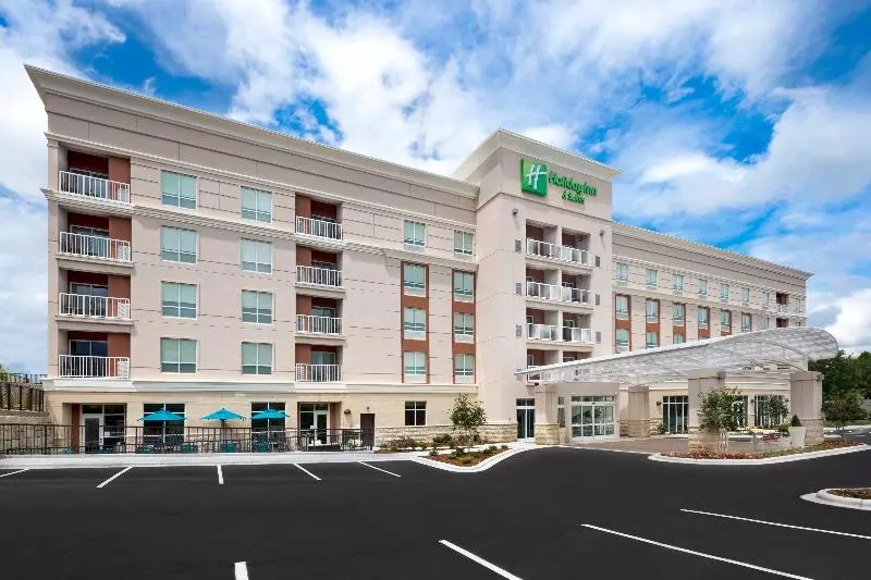 ホテル Holiday Inn & Suites Arden   Asheville Airport, An Ihg