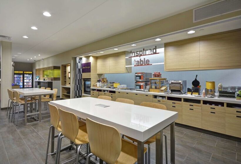 فندق Home2 Suites By Hilton Stow