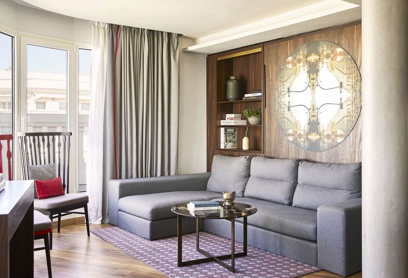 Отель Hyatt Centric Gran Via Madrid