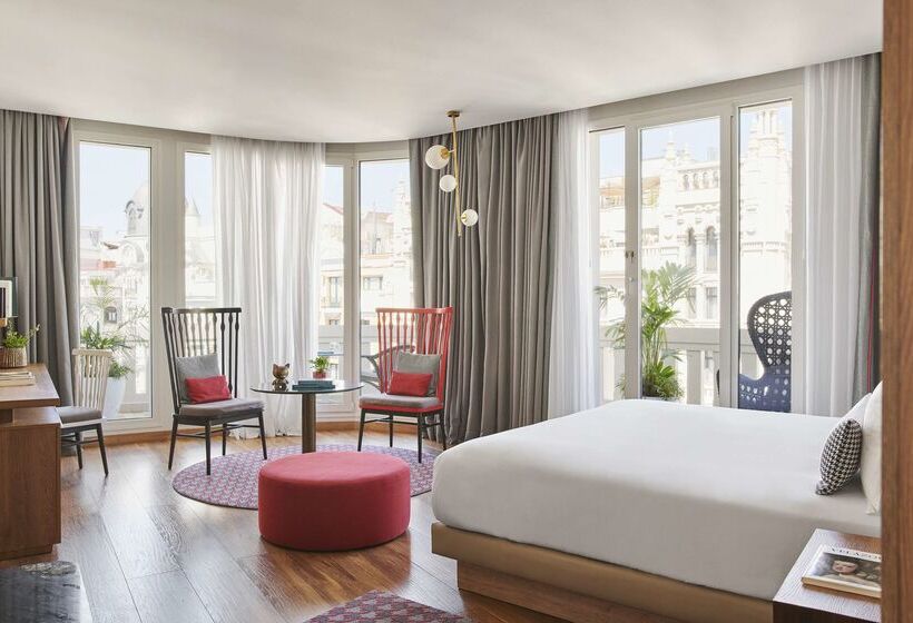 Отель Hyatt Centric Gran Via Madrid