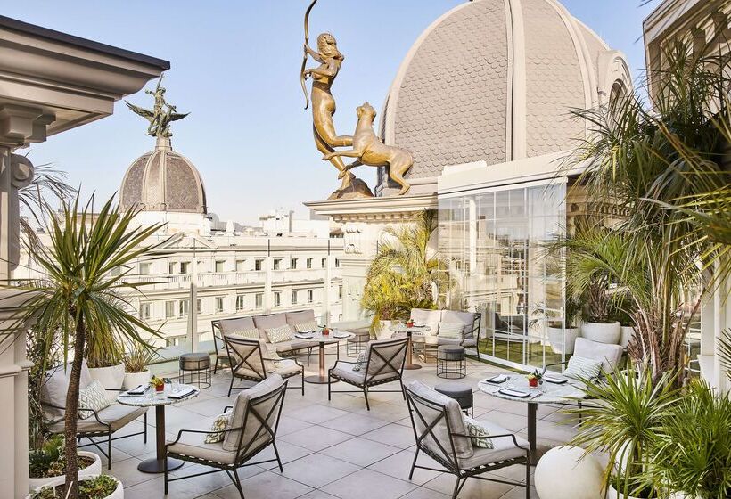 Отель Hyatt Centric Gran Via Madrid