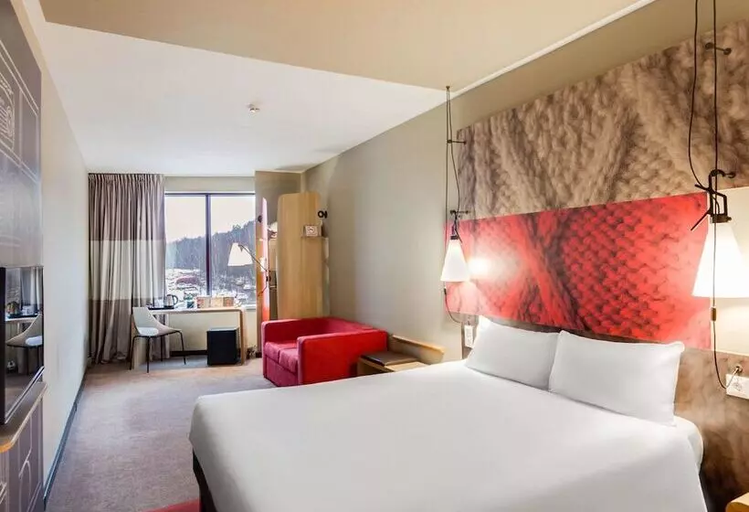 ホテル Ibis Moscow Domodedovo Airport