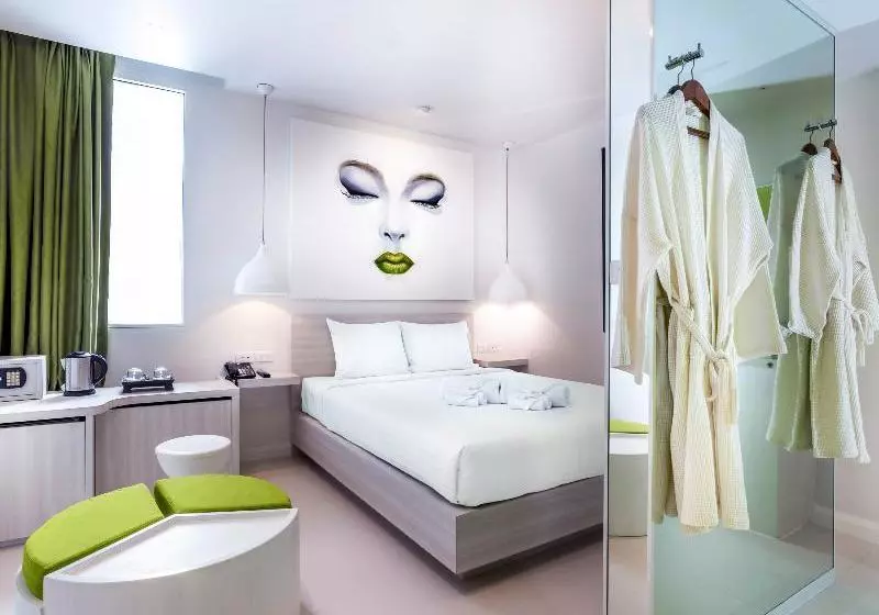ホテル Ibis Styles Koh Samui Chaweng Beach
