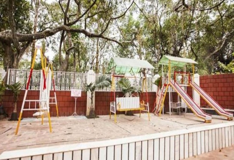 호텔 Jaffer Bhais Brickland