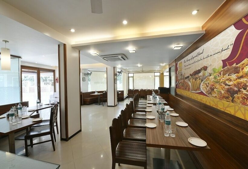 호텔 Jaffer Bhais Brickland