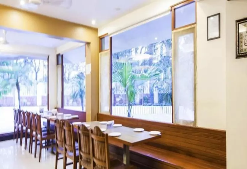 Hotelli Jaffer Bhais Brickland