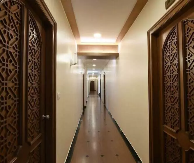 Hotelli Jaffer Bhais Brickland