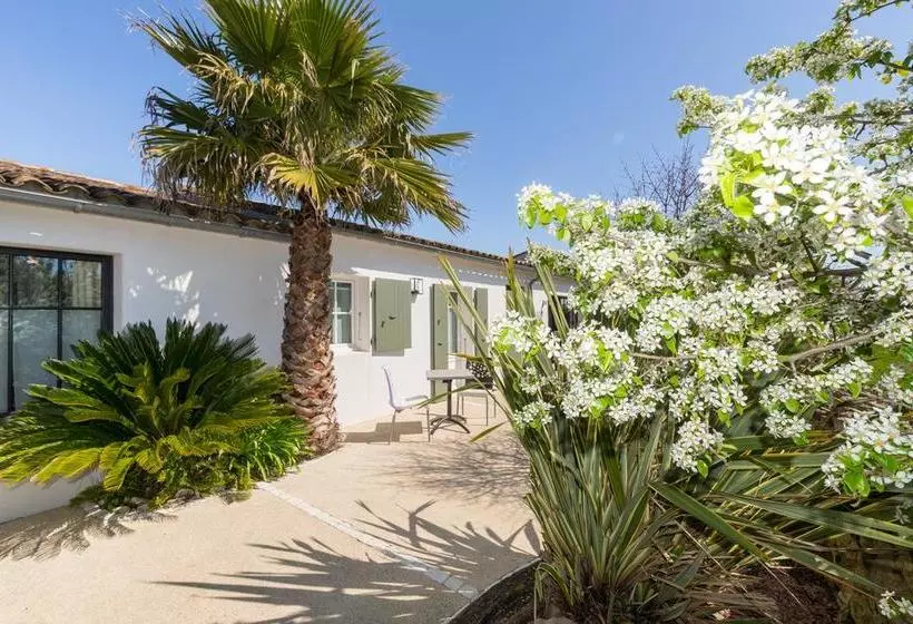 ホテル L'ile Sous Le Vent