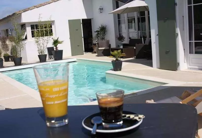 ホテル L'ile Sous Le Vent