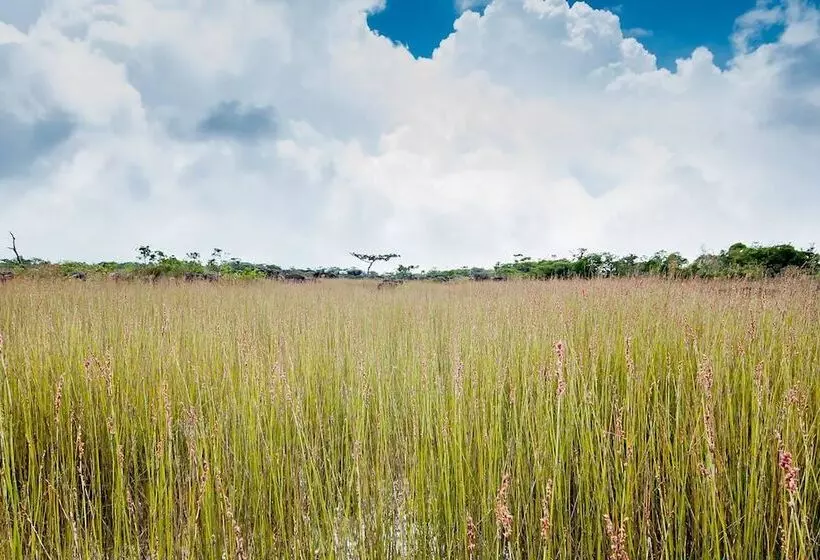هتل Le Bokor Palace
