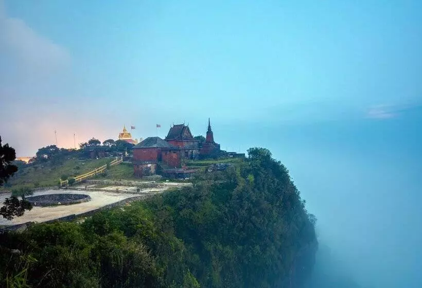 هتل Le Bokor Palace