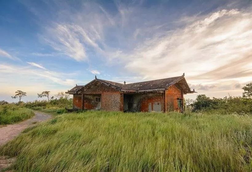 هتل Le Bokor Palace