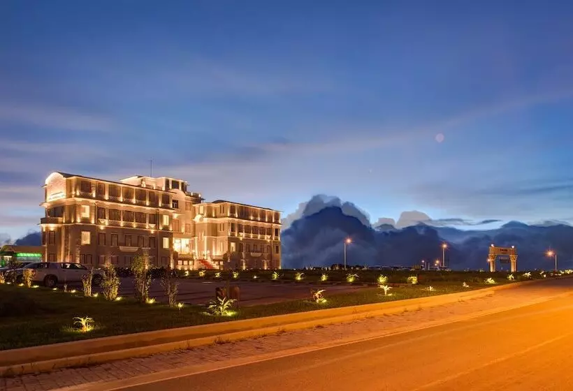 هتل Le Bokor Palace
