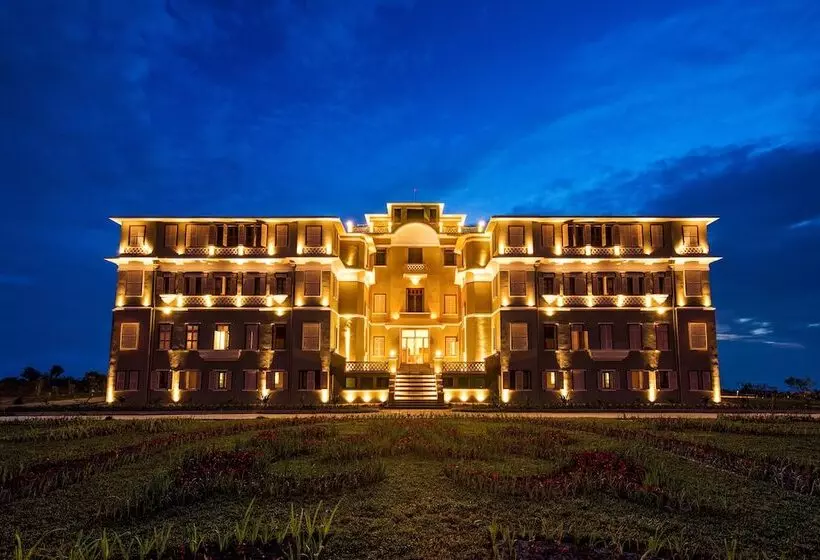 هتل Le Bokor Palace