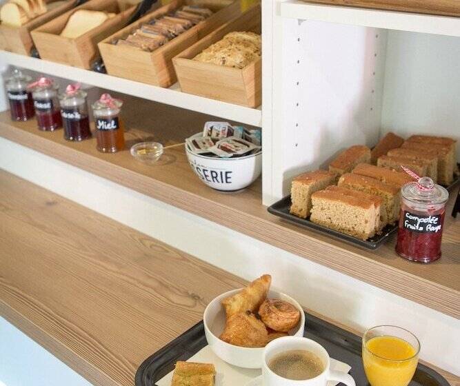 فندق Les Pins Blancs En Provence