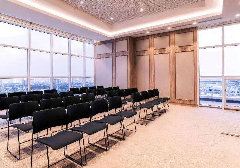 ホテル Mercure Jakarta Pantai Indah Kapuk