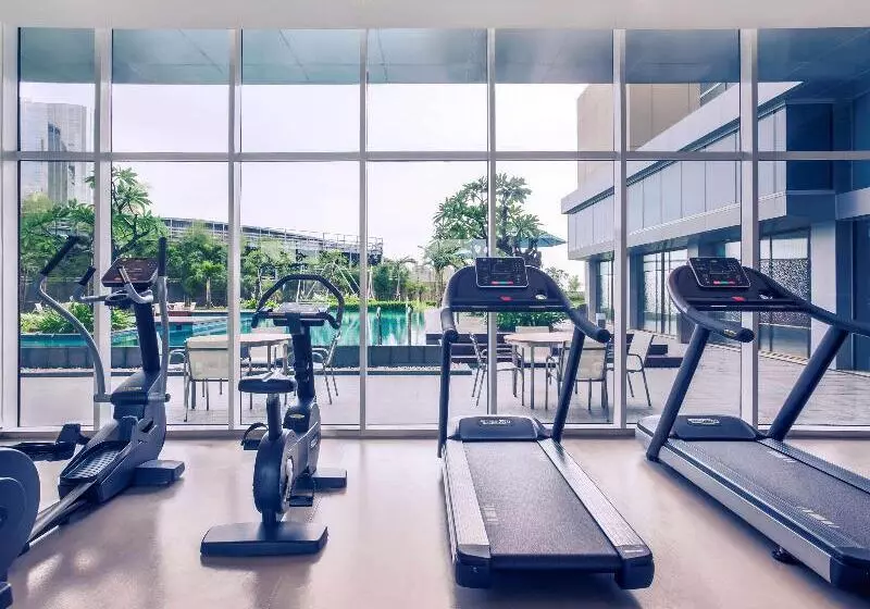ホテル Mercure Jakarta Pantai Indah Kapuk