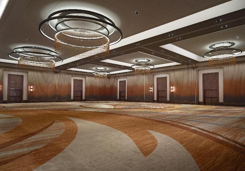 فندق Omni Louisville