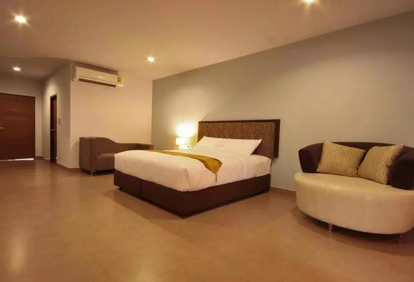 هتل Paragon Suites Resort