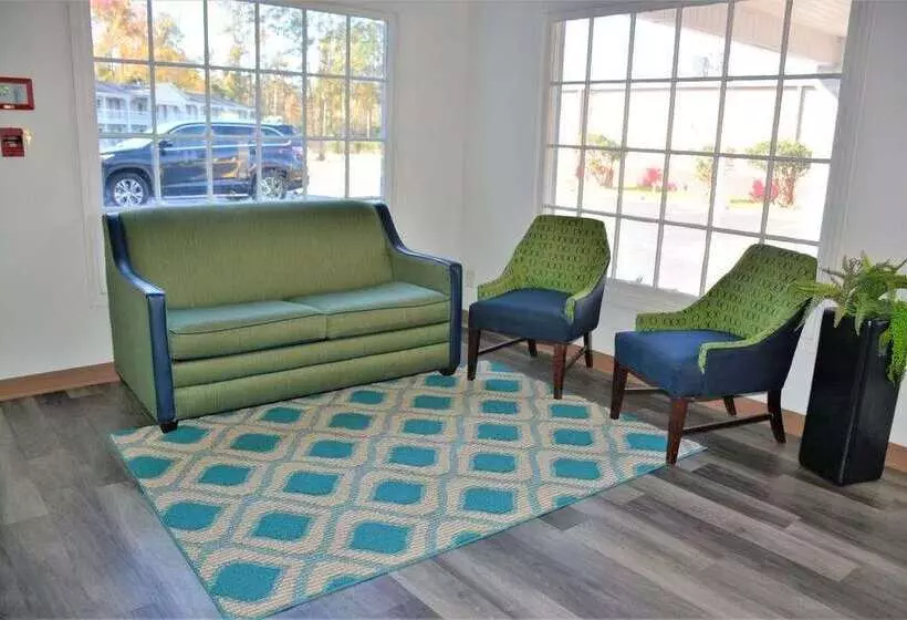 ホテル Travelodge By Wyndham Walterboro